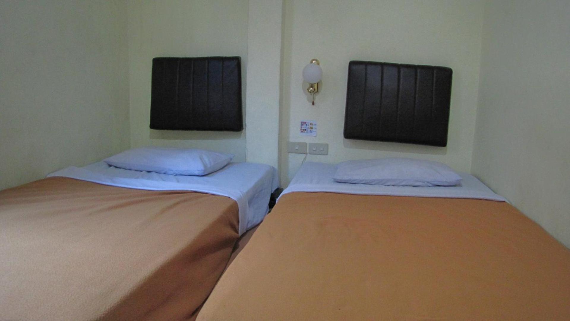 Hotel Mitra Garden Pangkal Pinang Kültér fotó