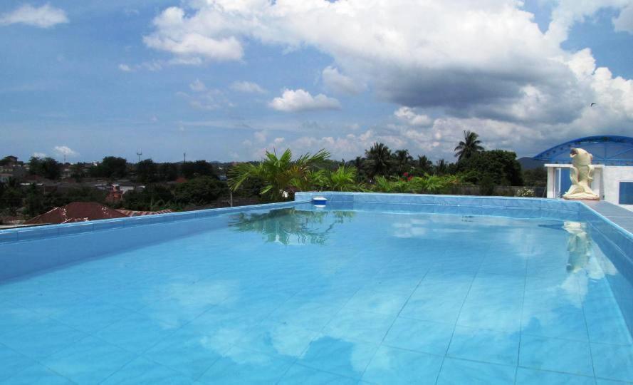 Hotel Mitra Garden Pangkal Pinang Kültér fotó