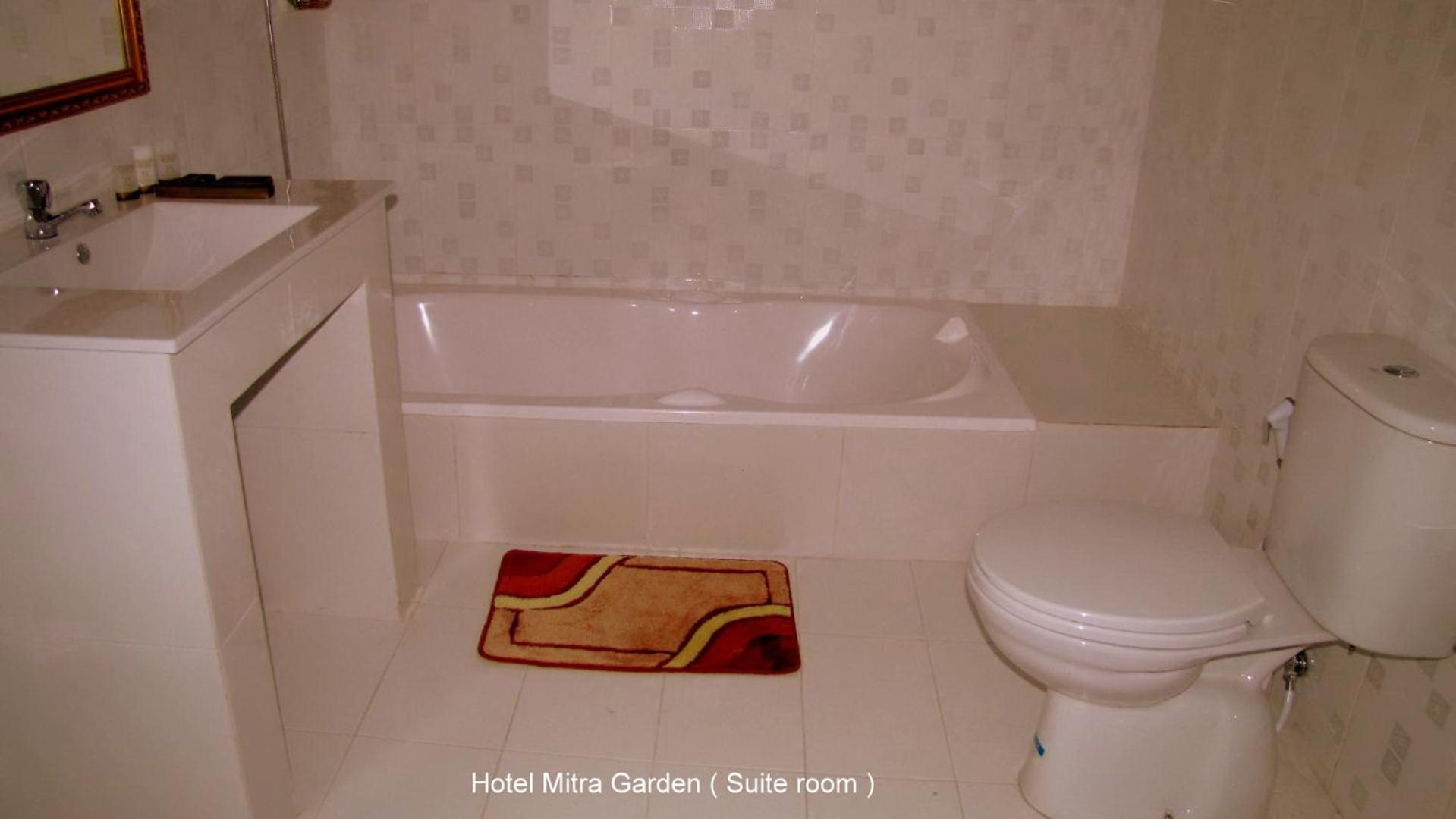 Hotel Mitra Garden Pangkal Pinang Kültér fotó