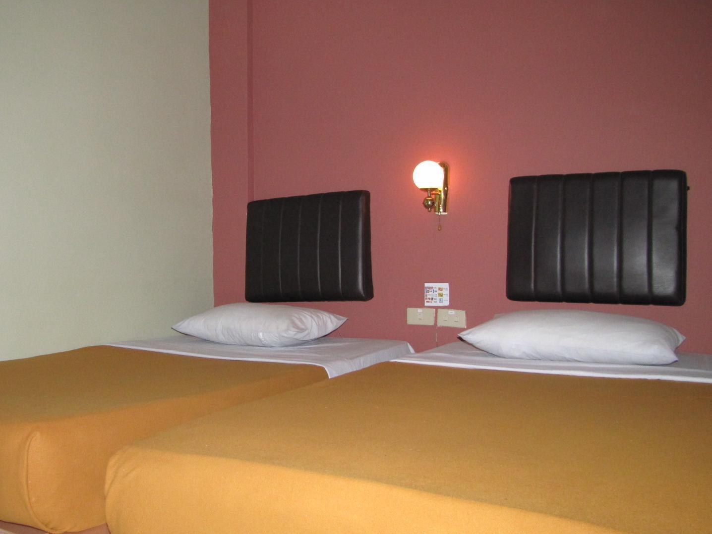 Hotel Mitra Garden Pangkal Pinang Kültér fotó