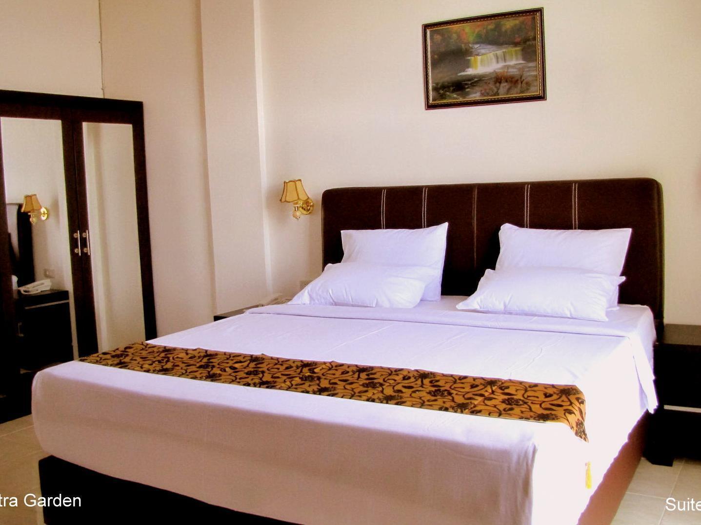 Hotel Mitra Garden Pangkal Pinang Kültér fotó